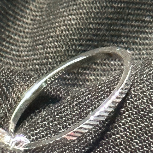 GUCCI 18K White Gold Interlocking G Ring – BRAND NEW - Picture 11 of 15